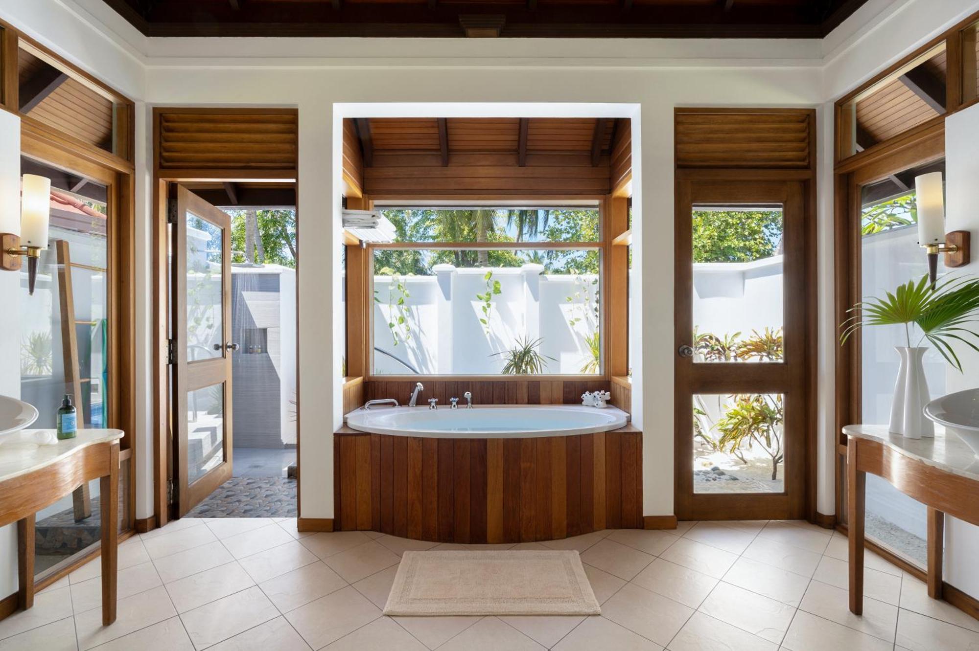 Resort Kurumba Maldives Vihamanaafushi