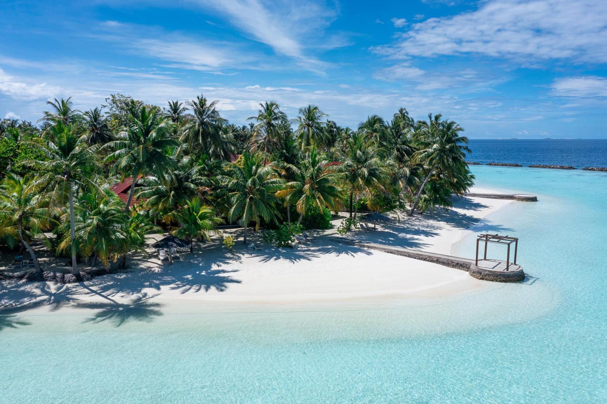Kurumba Maldives 5* Vihamanaafushi