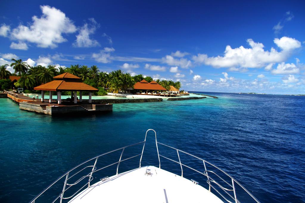 Kurumba Maldives 5*