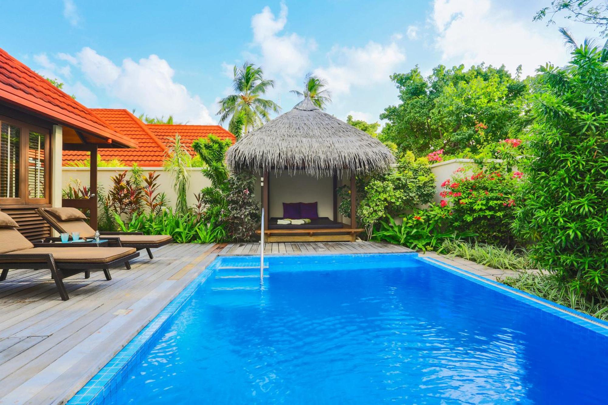 Kurumba Maldives 5*